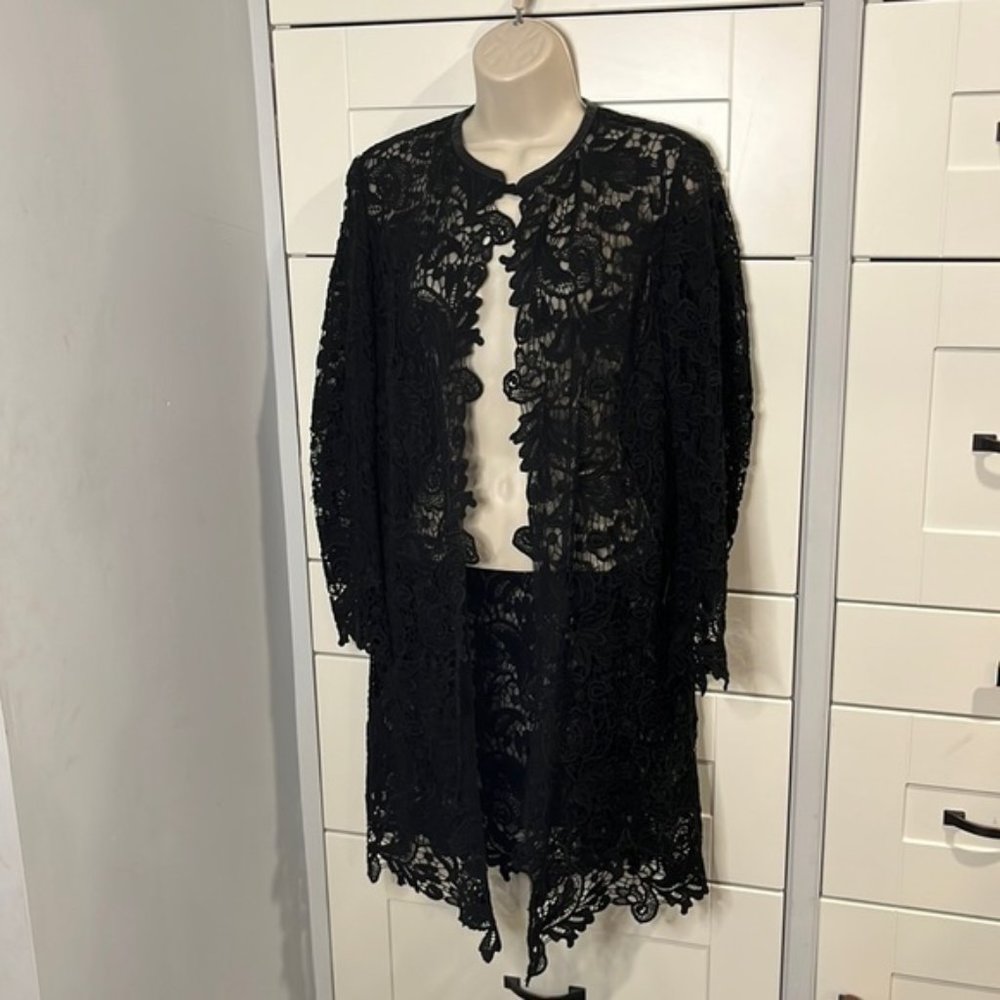 BLACK unbranded well constructed Lacey cardigan medium.